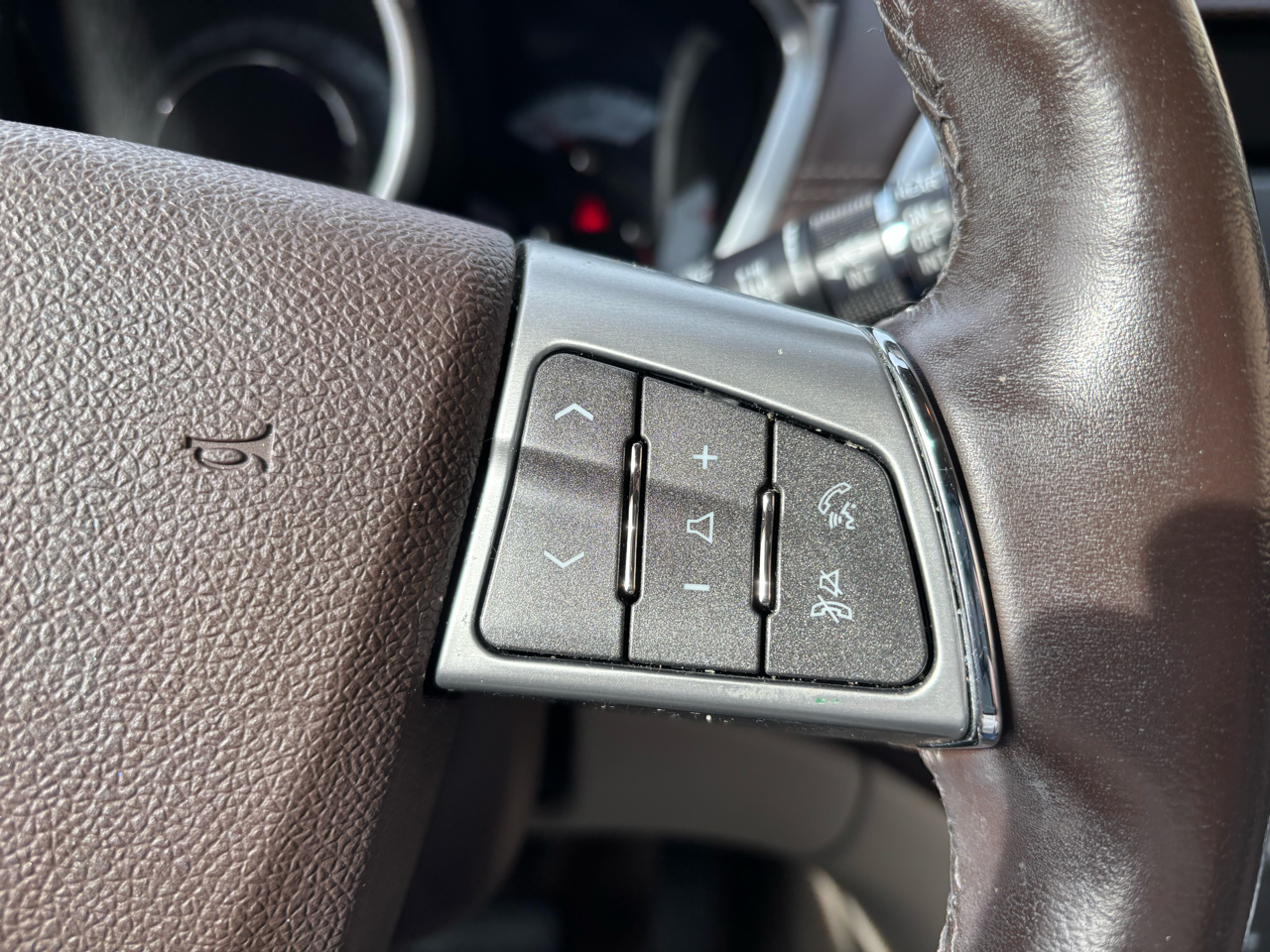 Cadillac SRX Premium AWD 2012