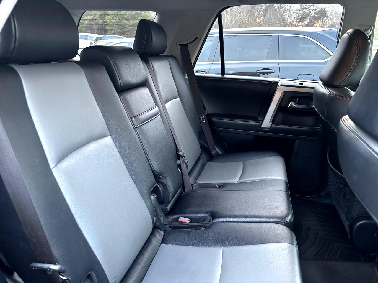 Toyota 4Runner SR5 Premium 4WD 2019