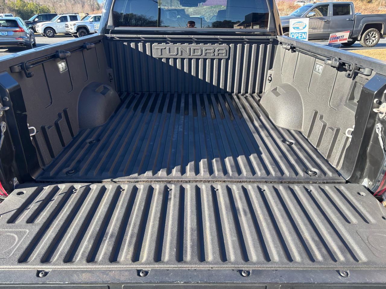 Toyota Tundra Platinum CrewMax 4WD 2023