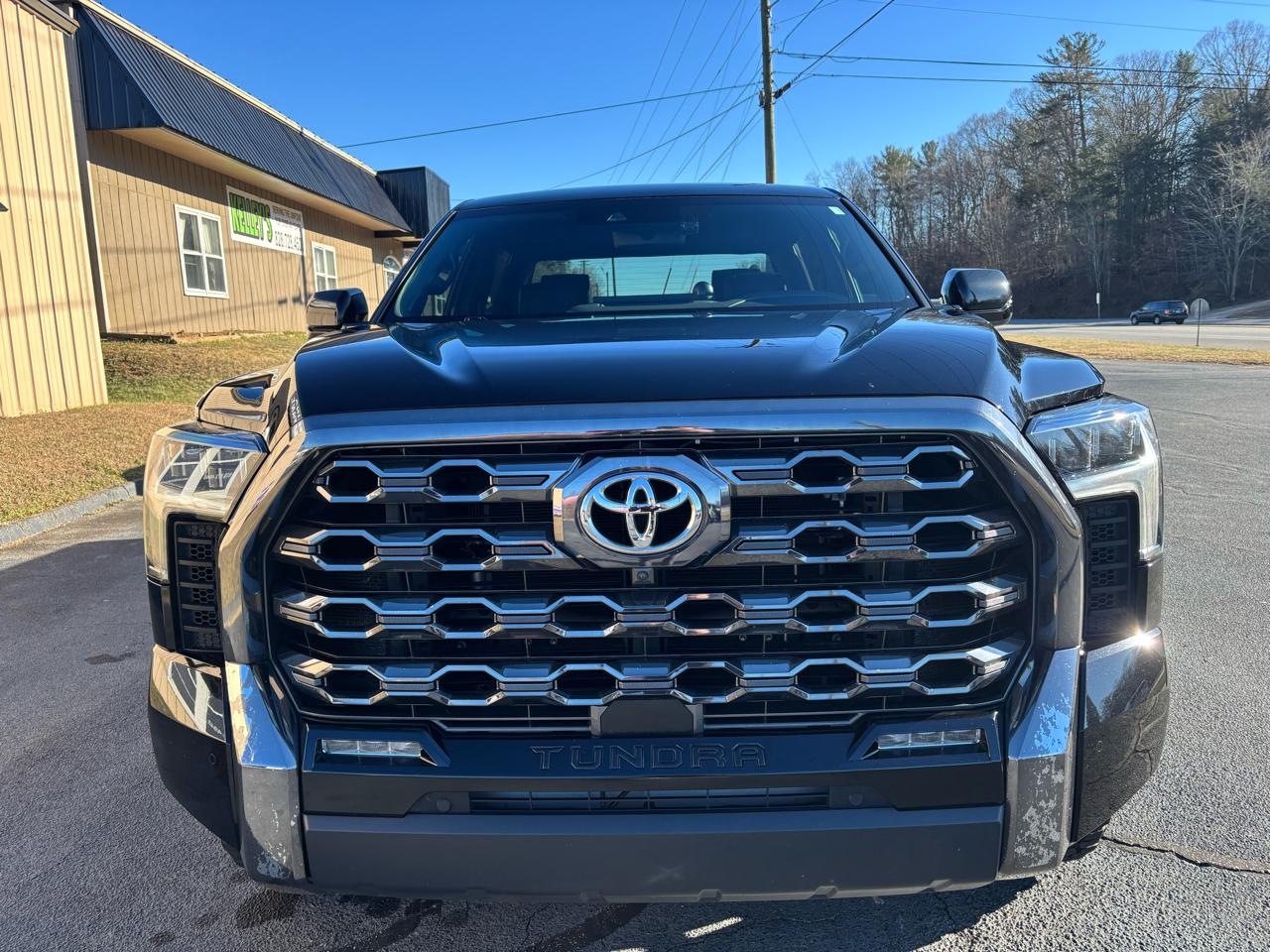 Toyota Tundra Platinum CrewMax 4WD 2023