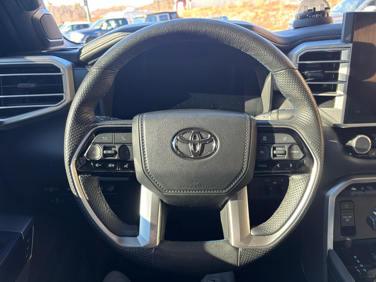 Toyota Tundra Platinum CrewMax 4WD 2023