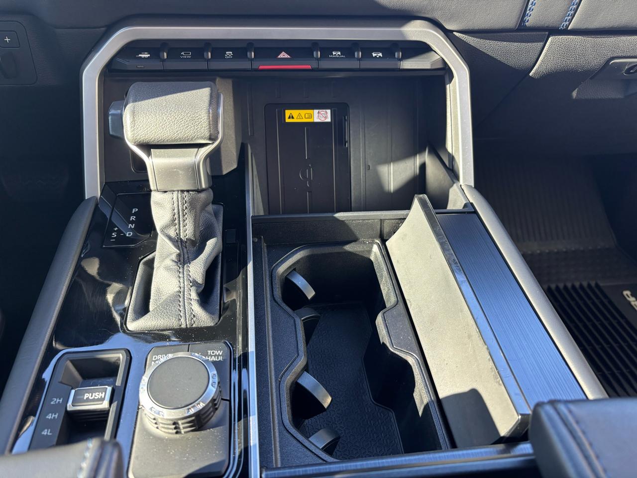 Toyota Tundra Platinum CrewMax 4WD 2023