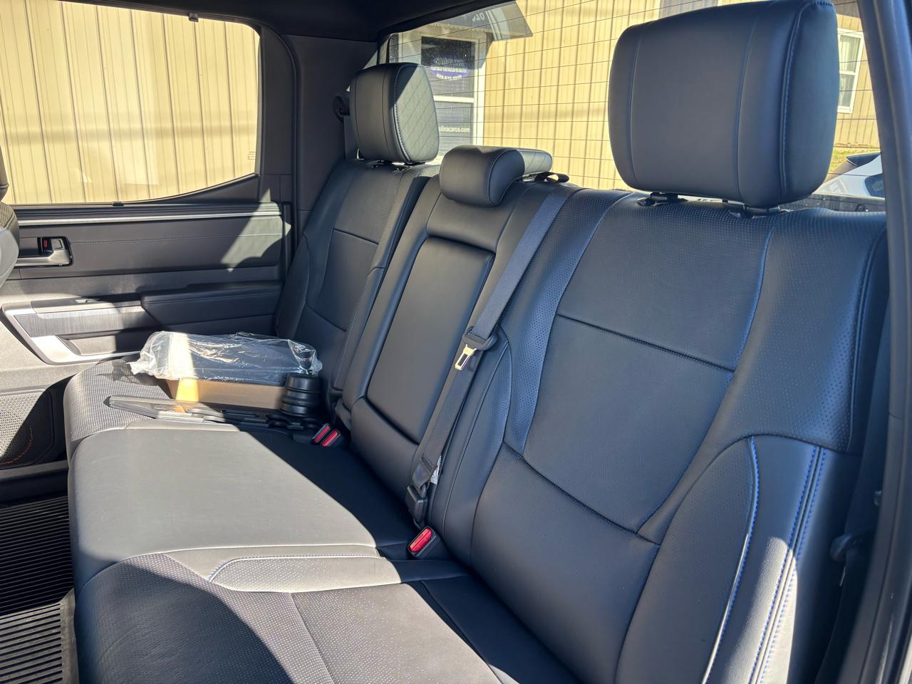 Toyota Tundra Platinum CrewMax 4WD 2023