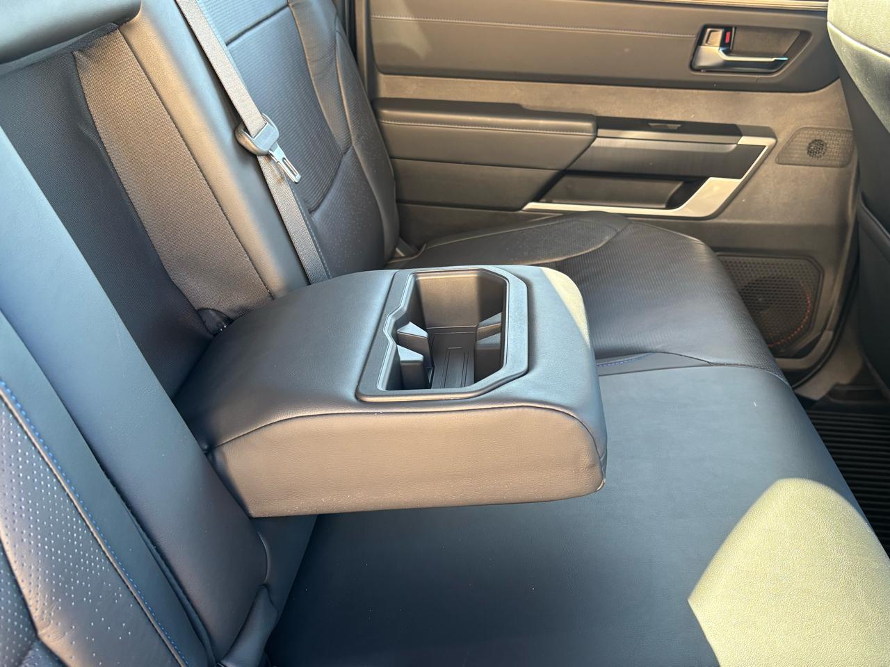 Toyota Tundra Platinum CrewMax 4WD 2023