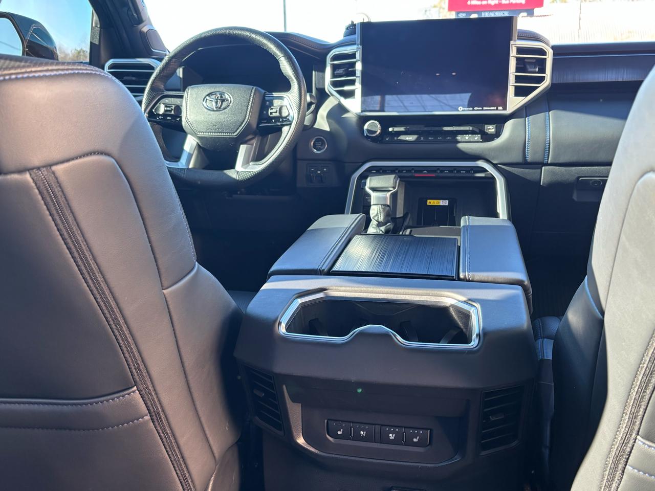 Toyota Tundra Platinum CrewMax 4WD 2023