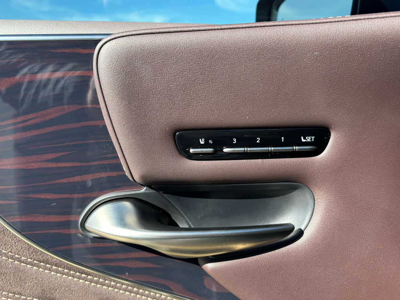 Lexus LS 500 Base 2018