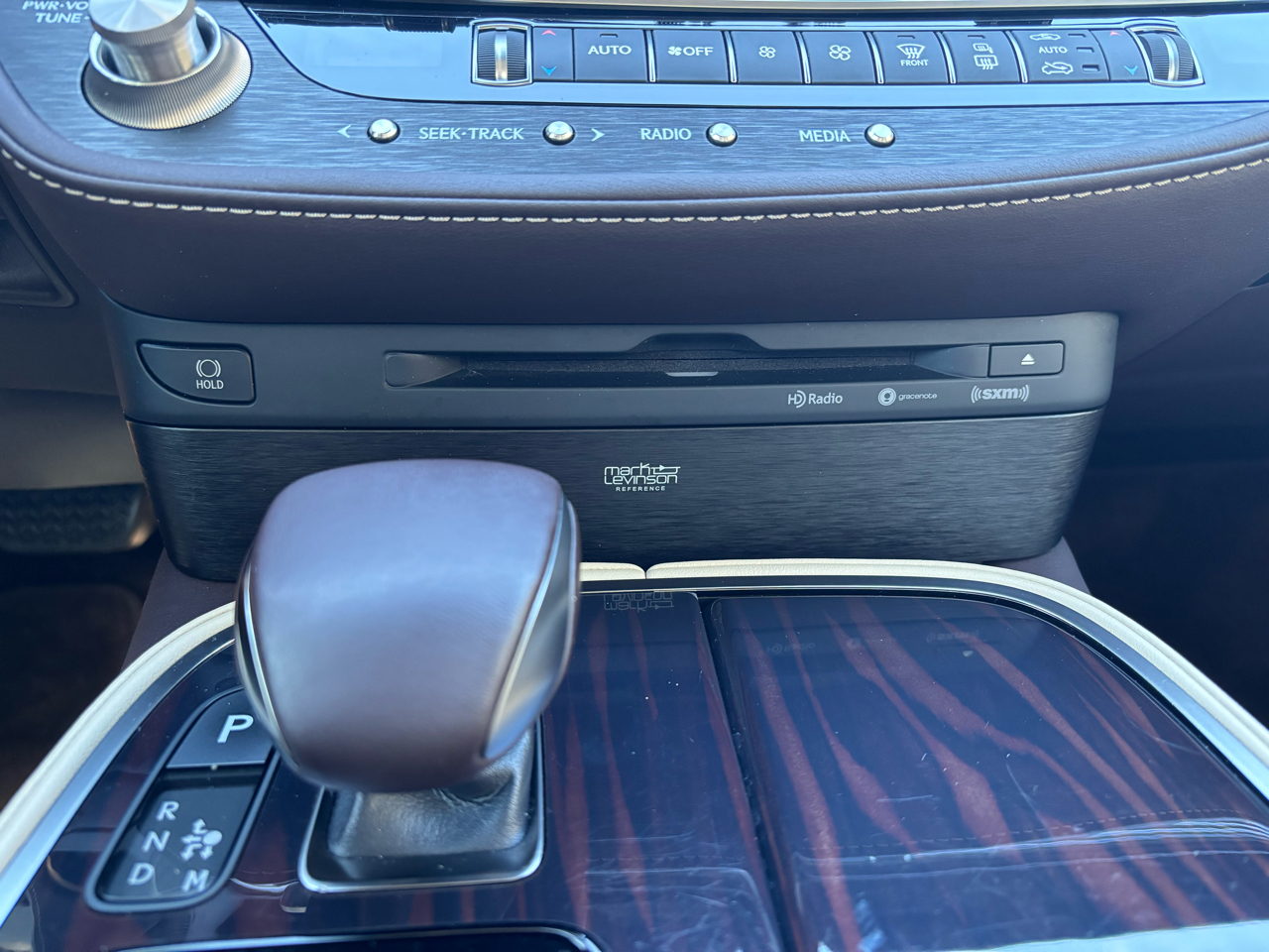 Lexus LS 500 Base 2018