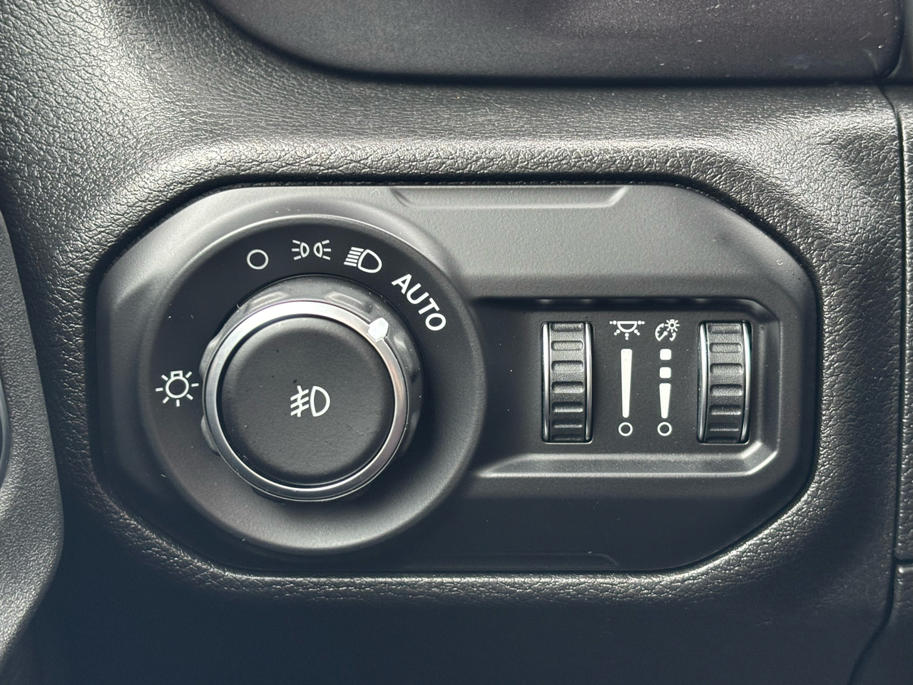 Jeep Wrangler Unlimited Sahara 2021