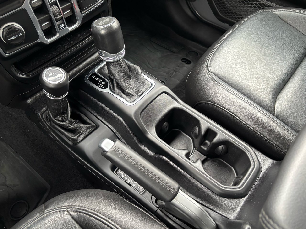 Jeep Wrangler Unlimited Sahara 2021