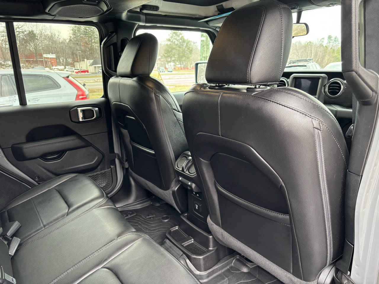 Jeep Wrangler Unlimited Sahara 2021