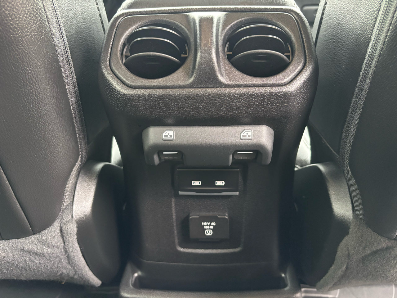 Jeep Wrangler Unlimited Sahara 2021