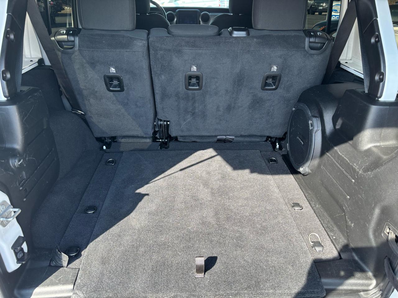 Jeep Wrangler Unlimited Willys 4x4 2021