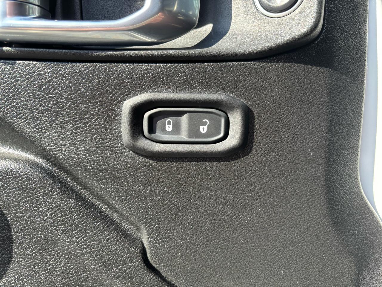 Jeep Wrangler Unlimited Willys 4x4 2021