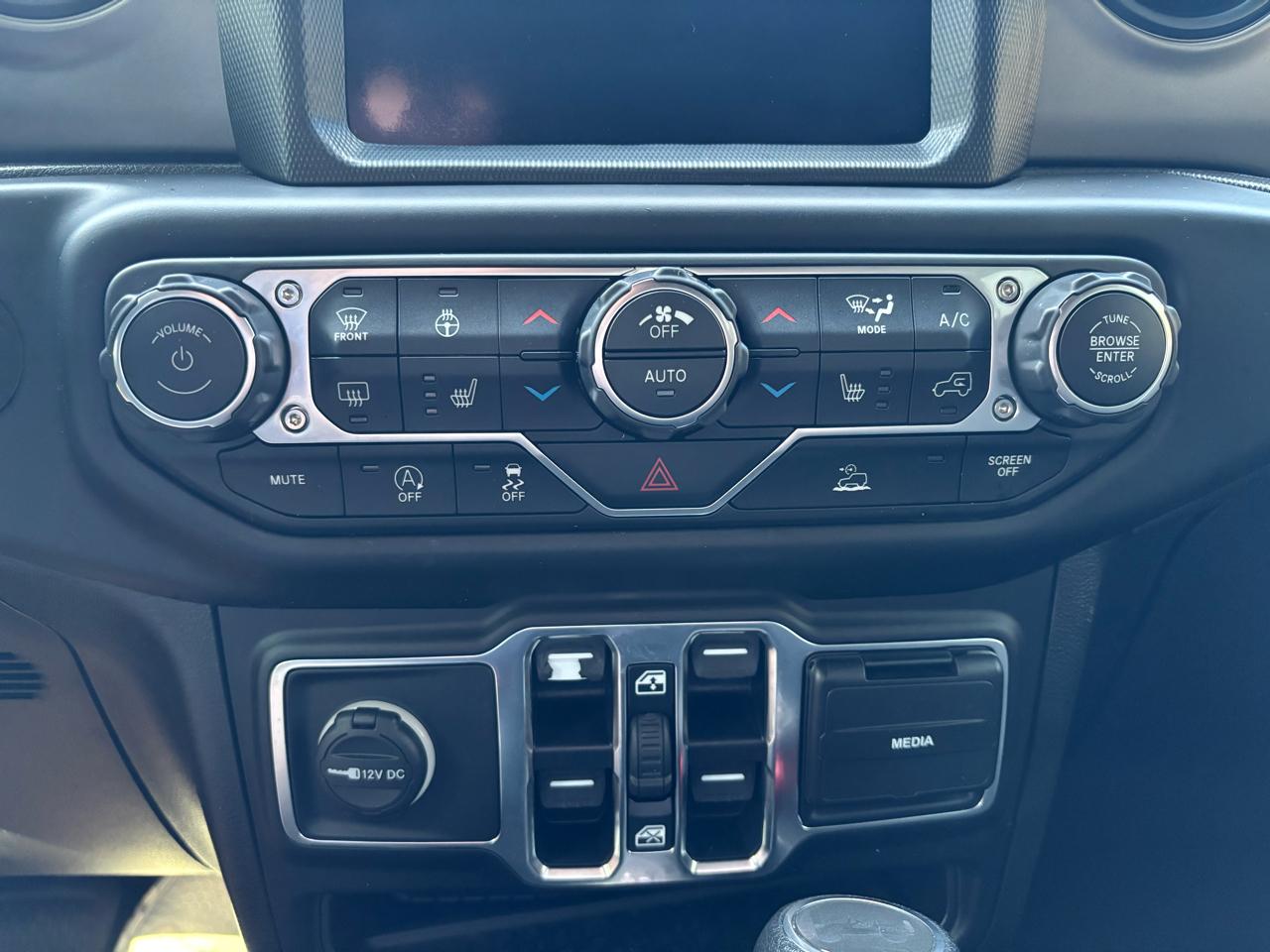 Jeep Wrangler Unlimited Willys 4x4 2021