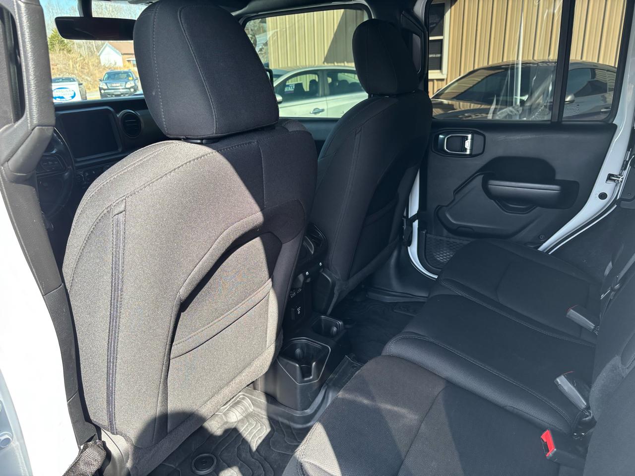 Jeep Wrangler Unlimited Willys 4x4 2021