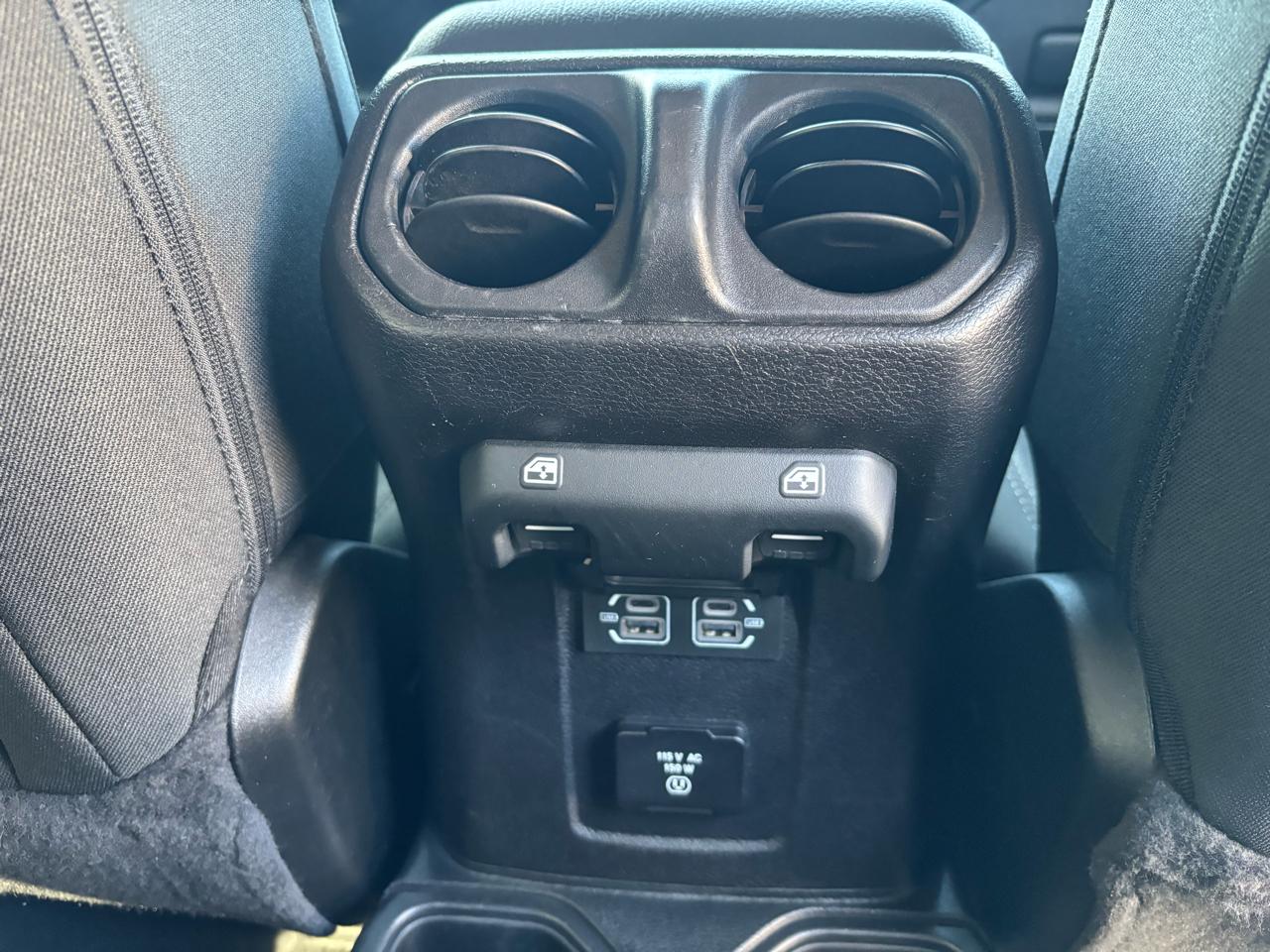 Jeep Wrangler Unlimited Willys 4x4 2021