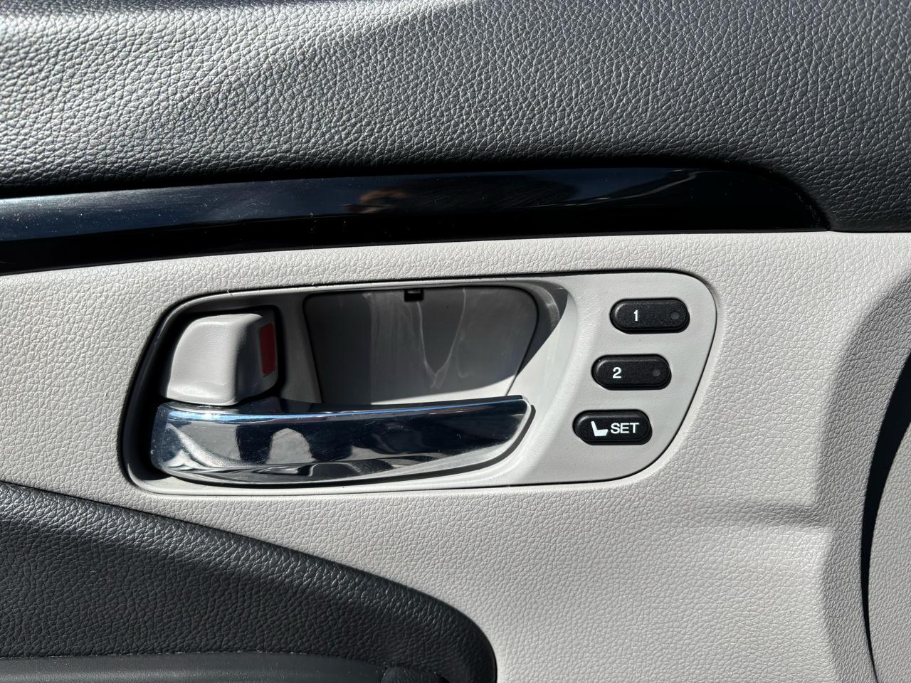 Honda Pilot Touring 2WD 2016