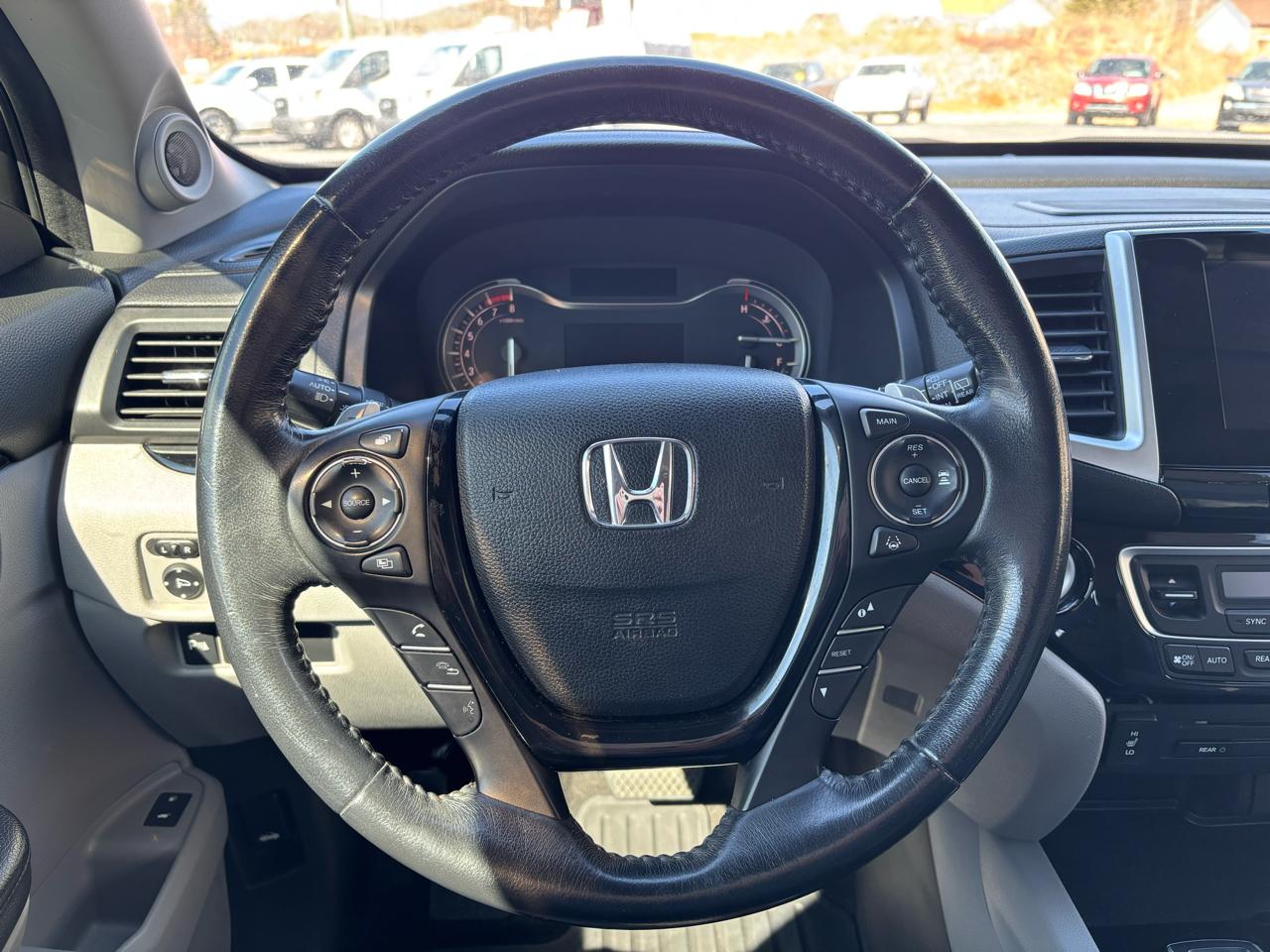 Honda Pilot Touring 2WD 2016