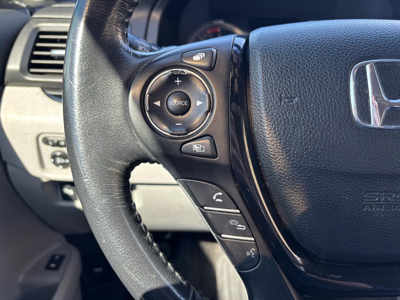 Honda Pilot Touring 2WD 2016