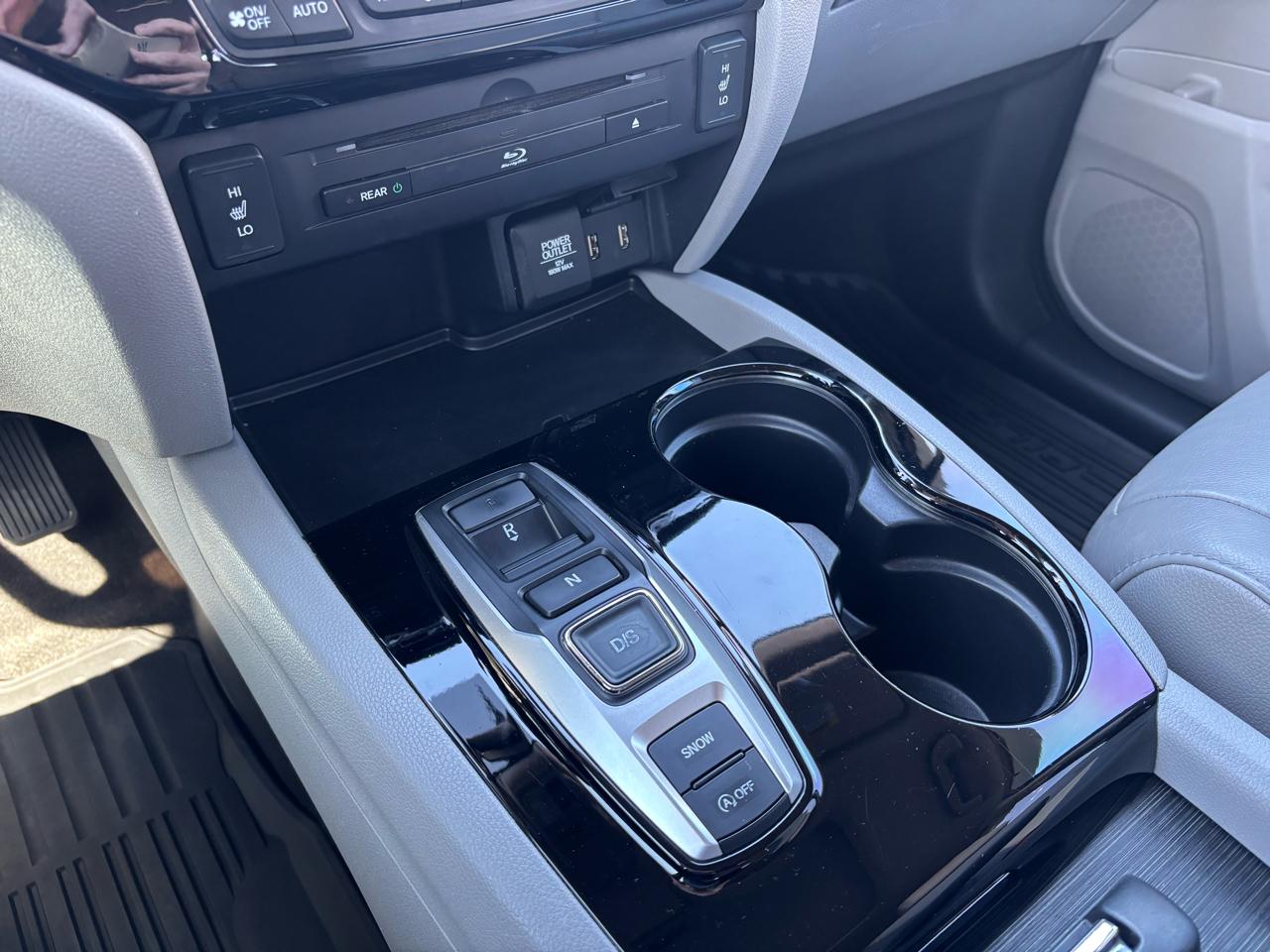 Honda Pilot Touring 2WD 2016