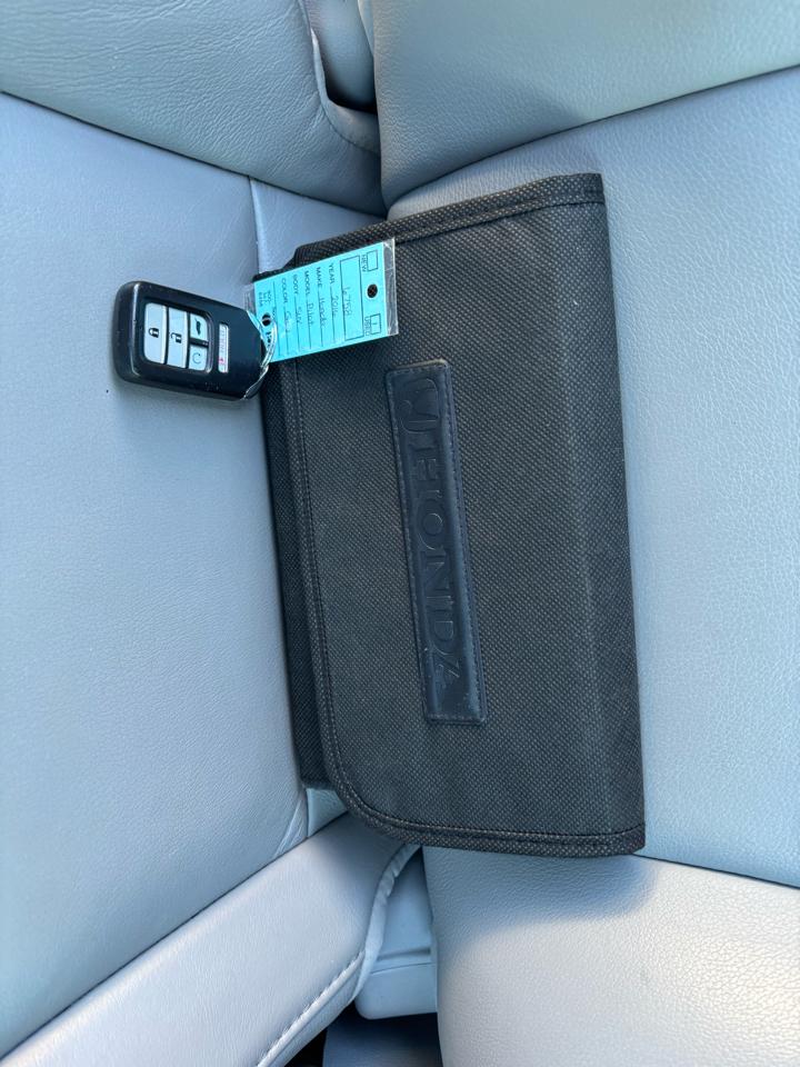 Honda Pilot Touring 2WD 2016