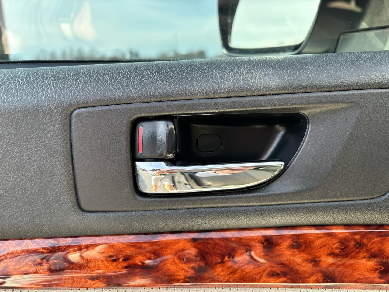 Subaru Legacy 3.6R Limited 2011