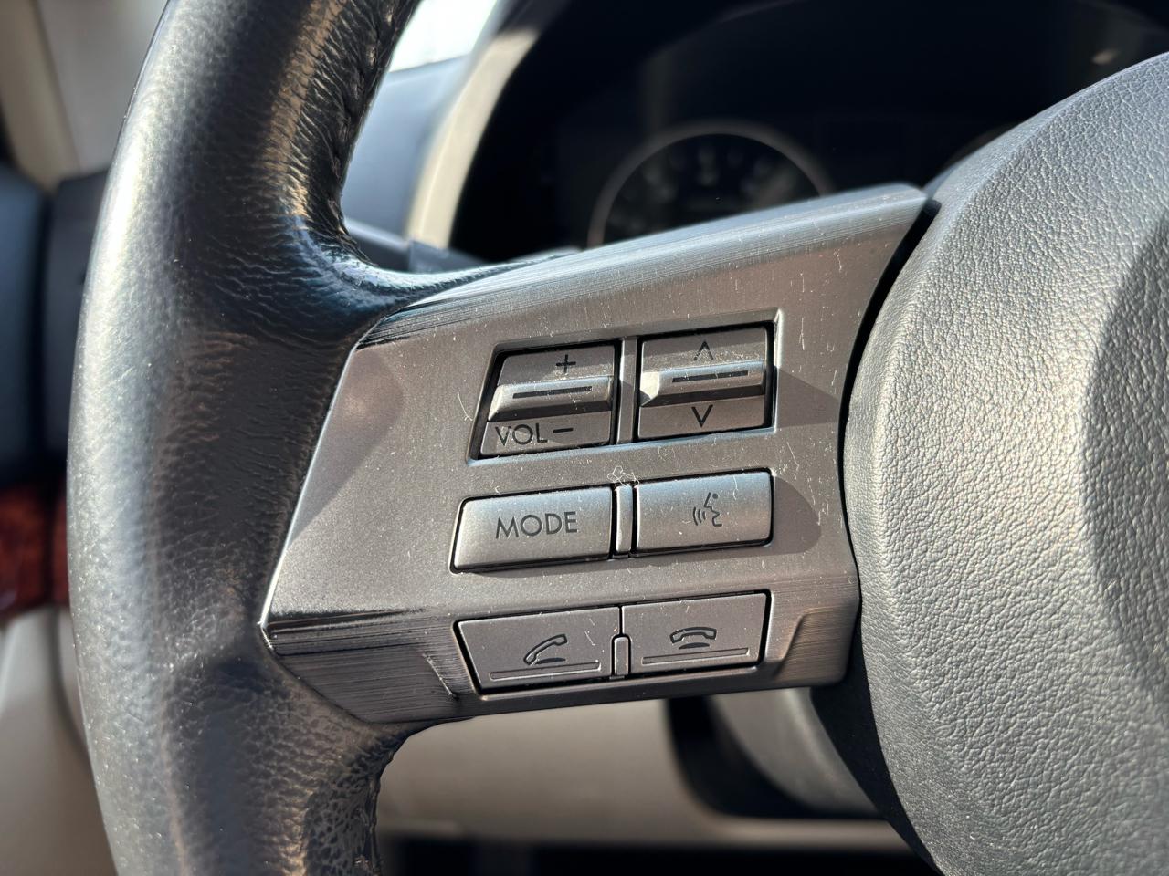 Subaru Legacy 3.6R Limited 2011