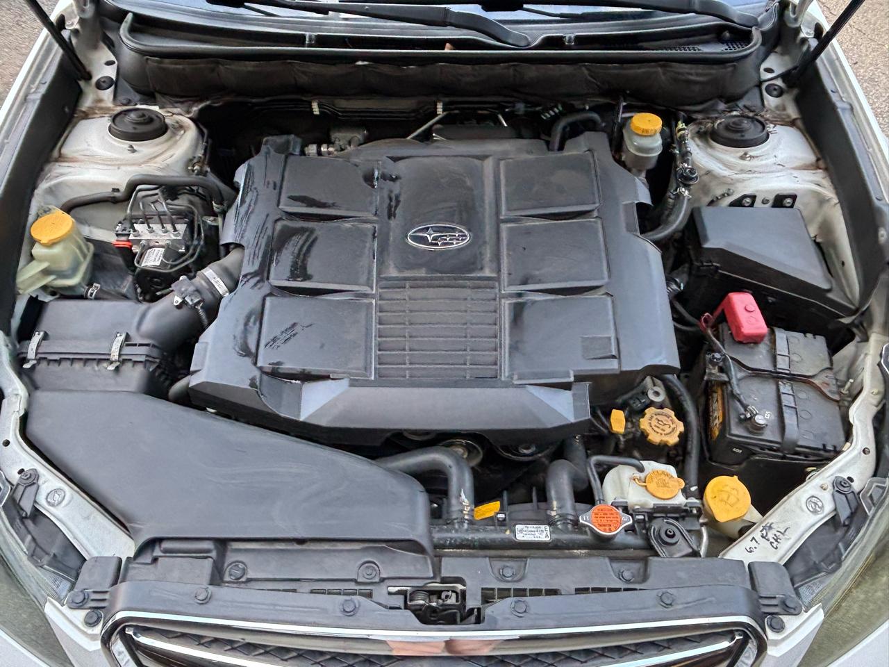 Subaru Legacy 3.6R Limited 2011