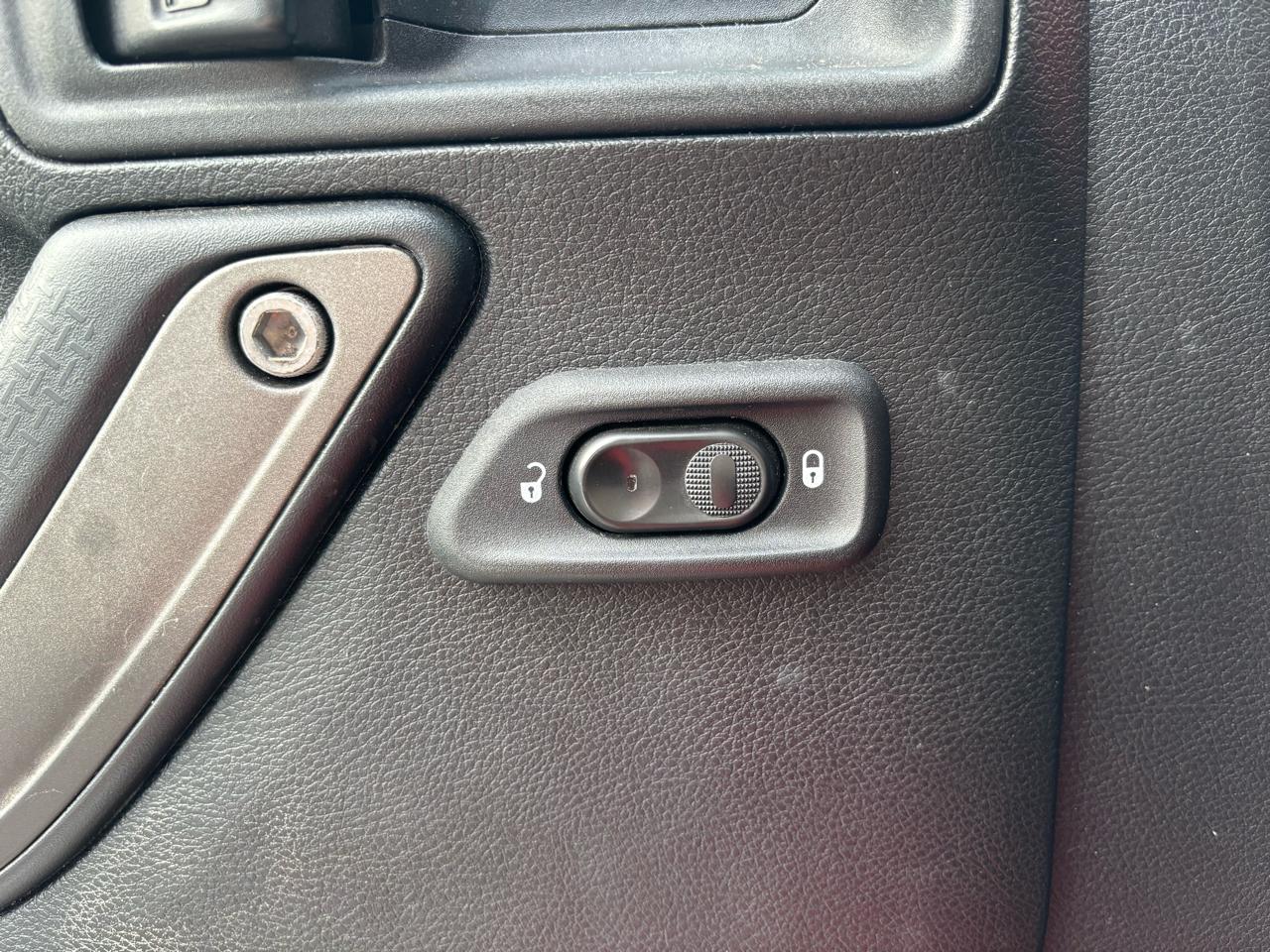 Jeep Wrangler Unlimited Sport 4WD 2017