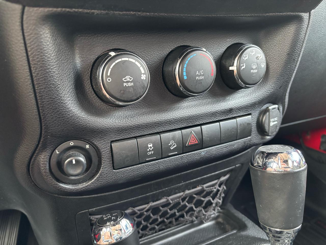 Jeep Wrangler Unlimited Sport 4WD 2017