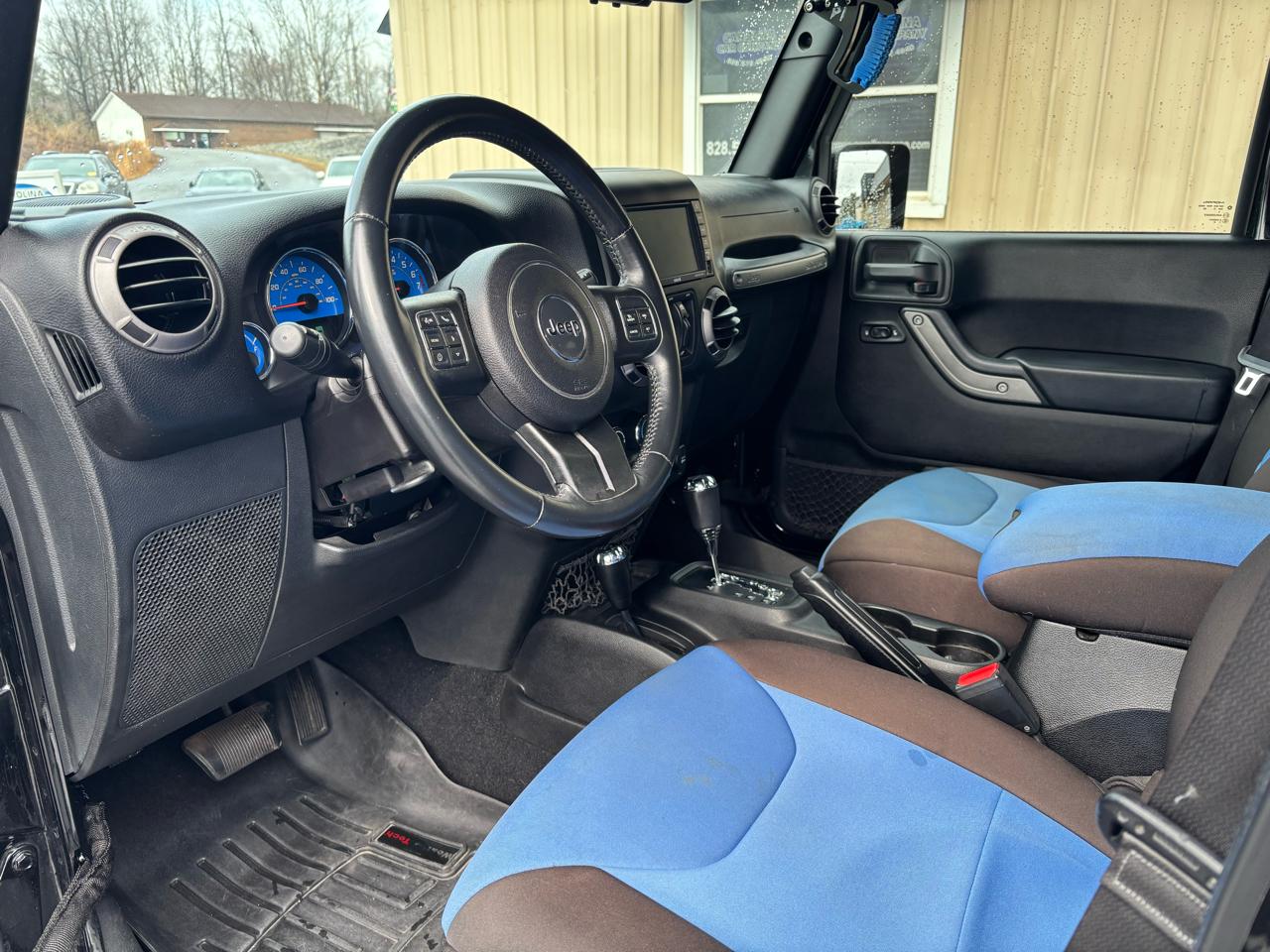 Jeep Wrangler Unlimited Sport 4WD 2015