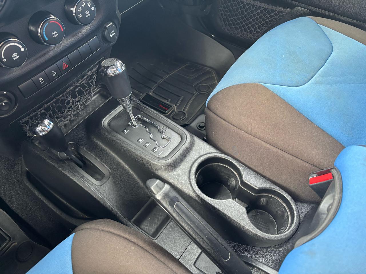 Jeep Wrangler Unlimited Sport 4WD 2015