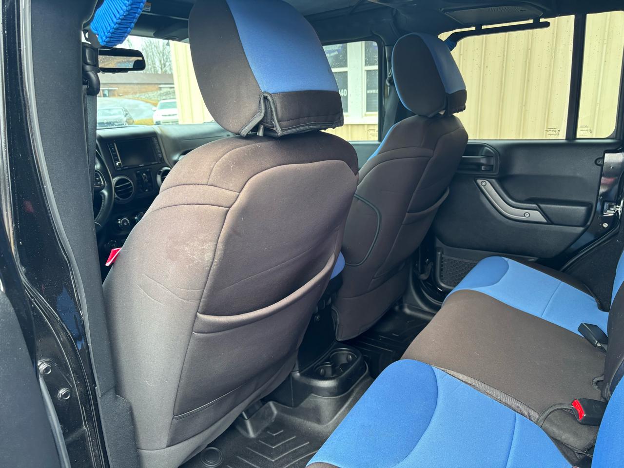 Jeep Wrangler Unlimited Sport 4WD 2015