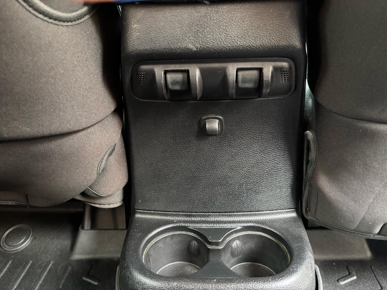 Jeep Wrangler Unlimited Sport 4WD 2015