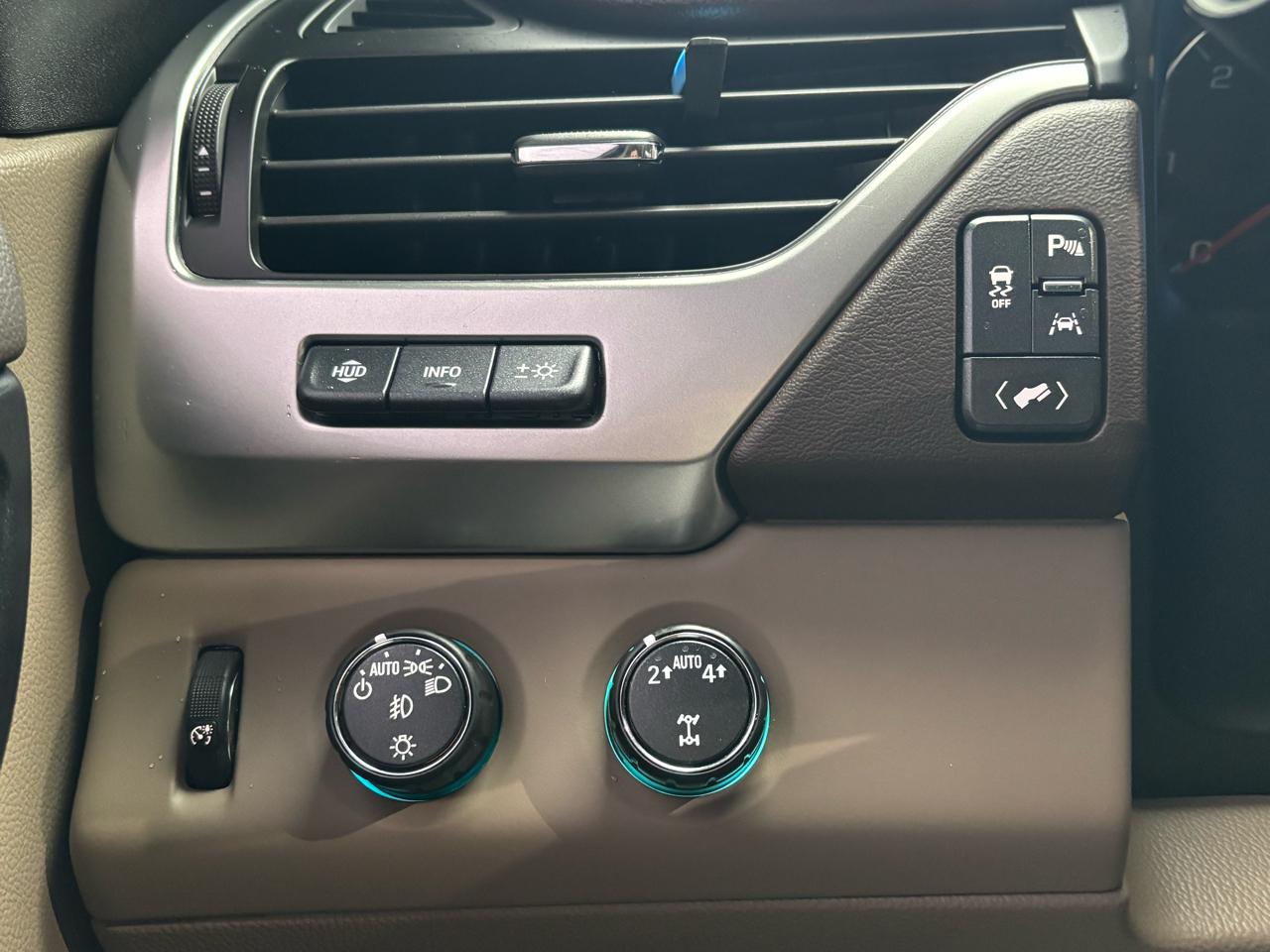 Chevrolet Tahoe Premier 4WD 2019