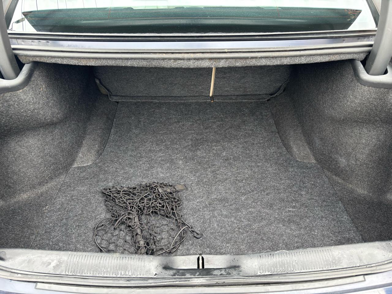 Dodge Charger SE 2011