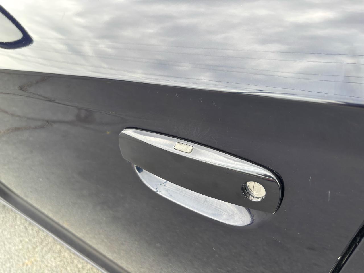 Dodge Charger SE 2011