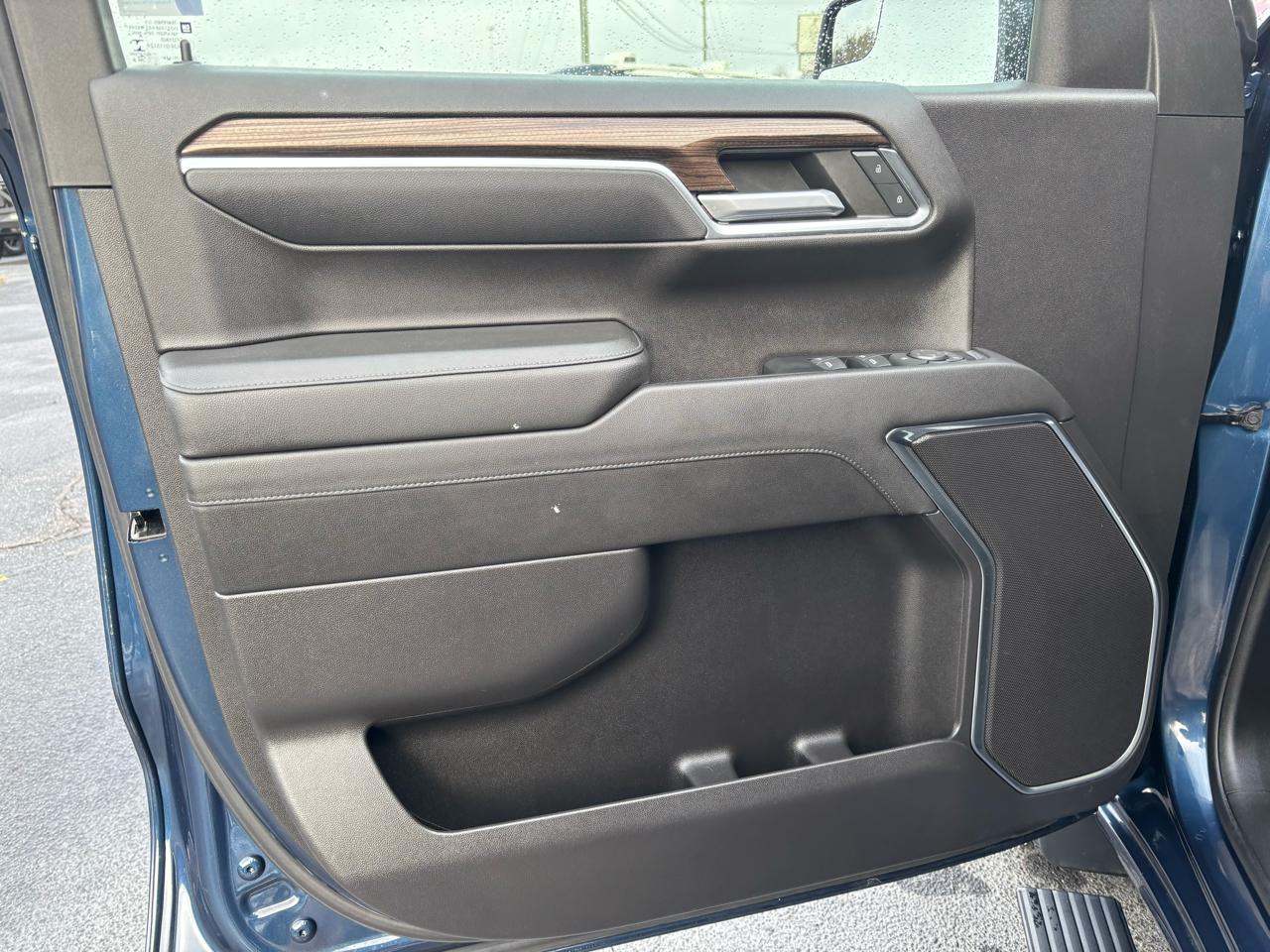 Chevrolet Silverado 1500 LT Crew Cab 4WD 2022