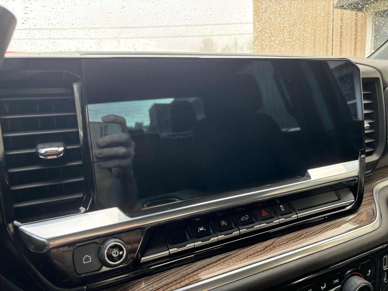 Chevrolet Silverado 1500 LT Crew Cab 4WD 2022