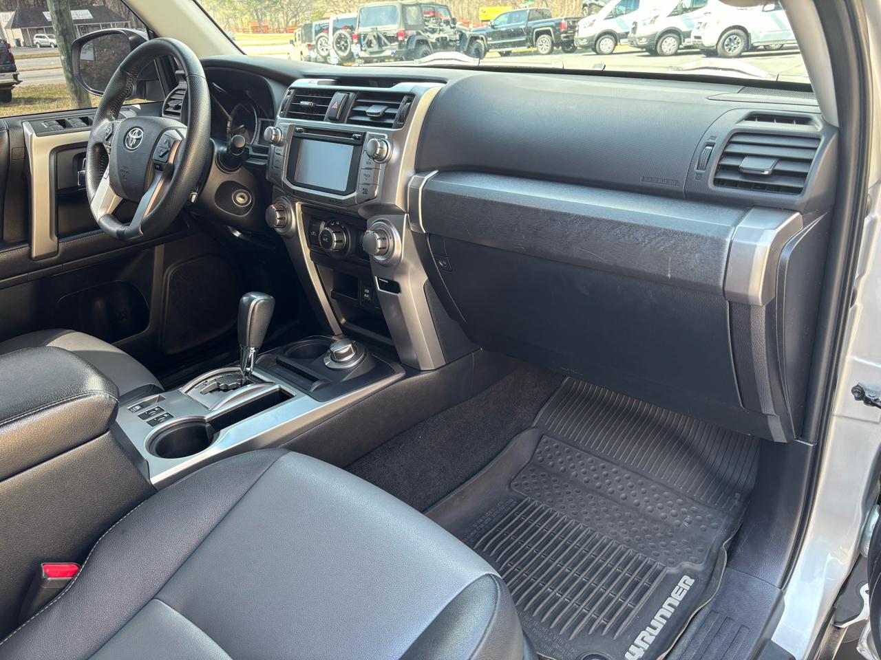Toyota 4Runner SR5 Premium 4WD 2019