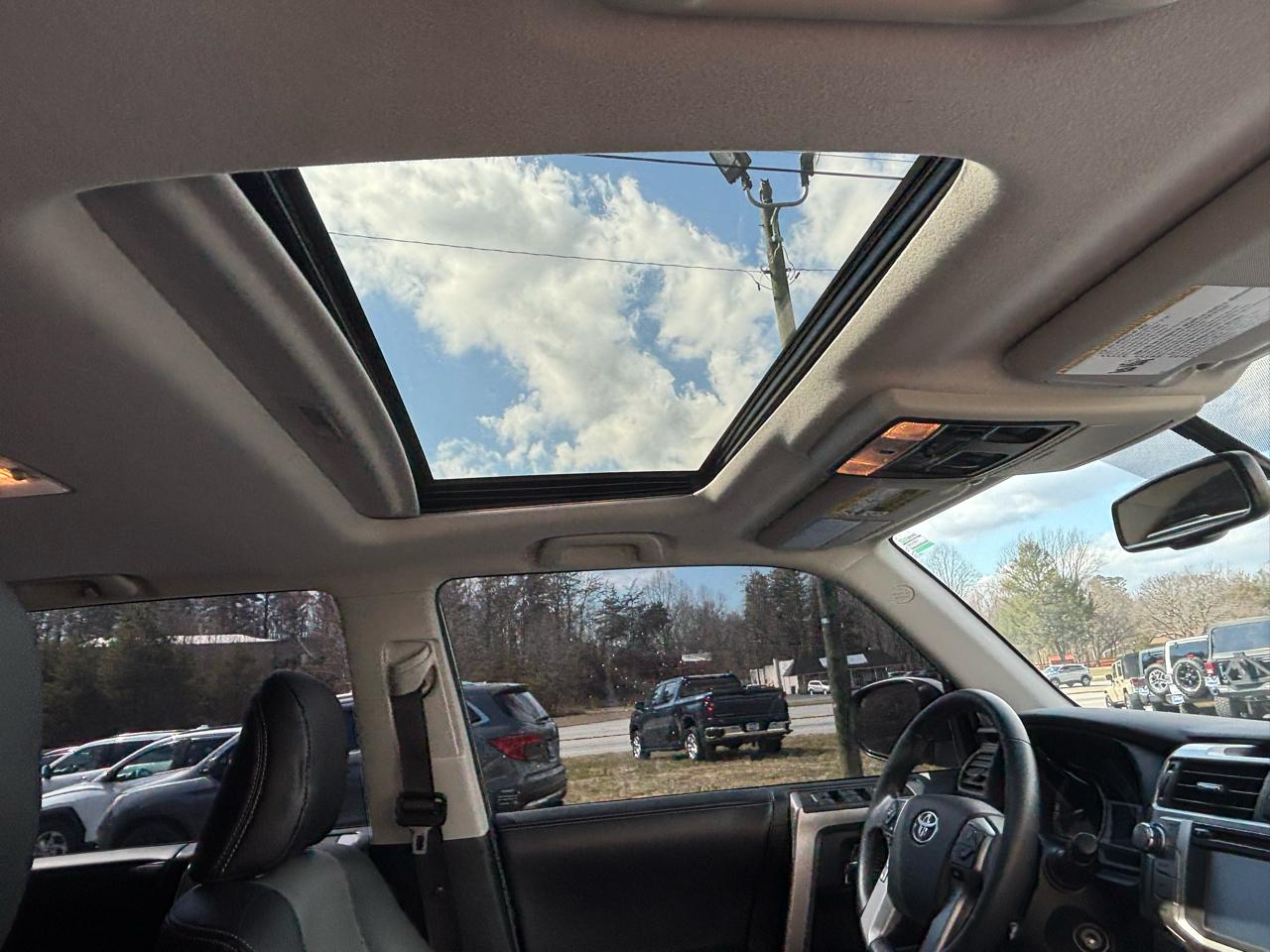 Toyota 4Runner SR5 Premium 4WD 2019