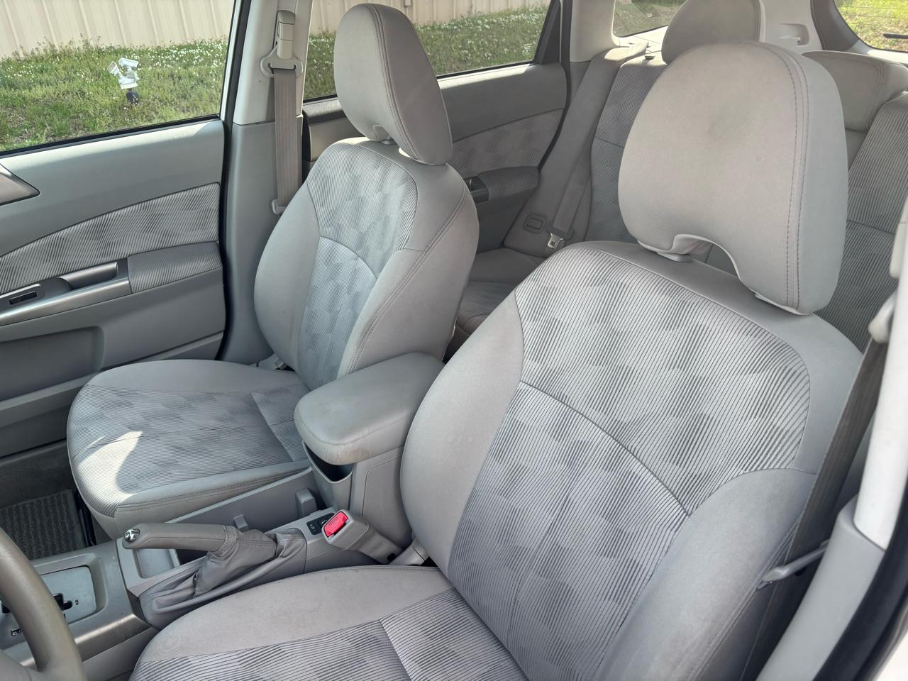 Subaru Forester 2.5X Premium 2010