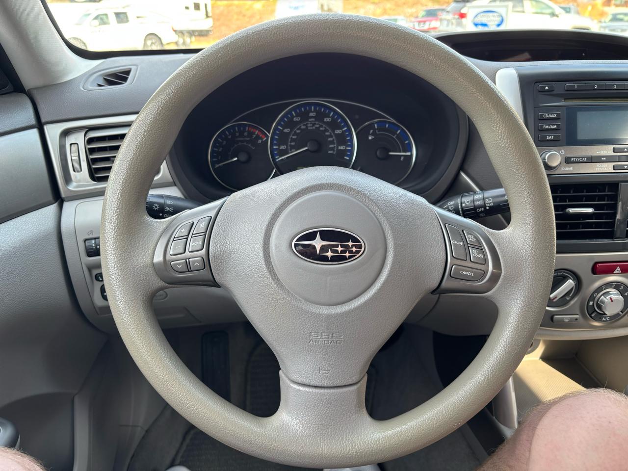 Subaru Forester 2.5X Premium 2010