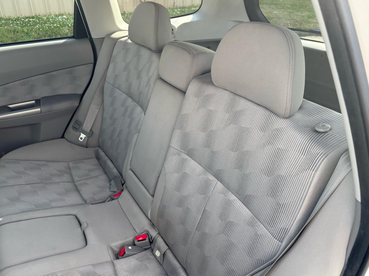 Subaru Forester 2.5X Premium 2010