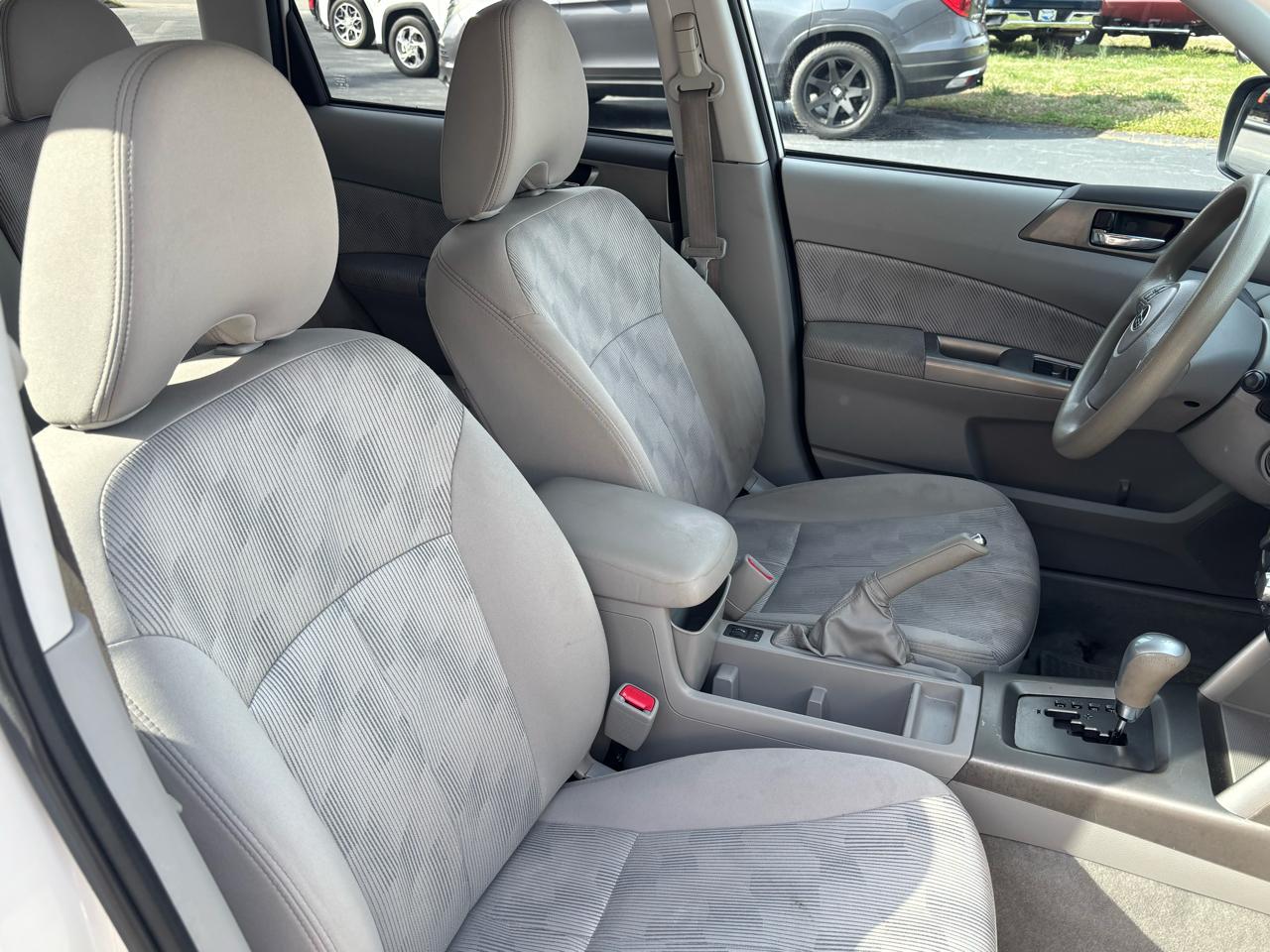 Subaru Forester 2.5X Premium 2010