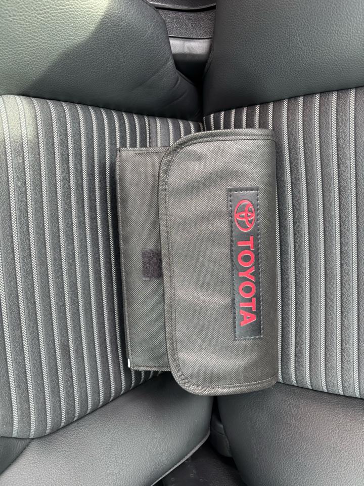 Toyota Camry SE 2023