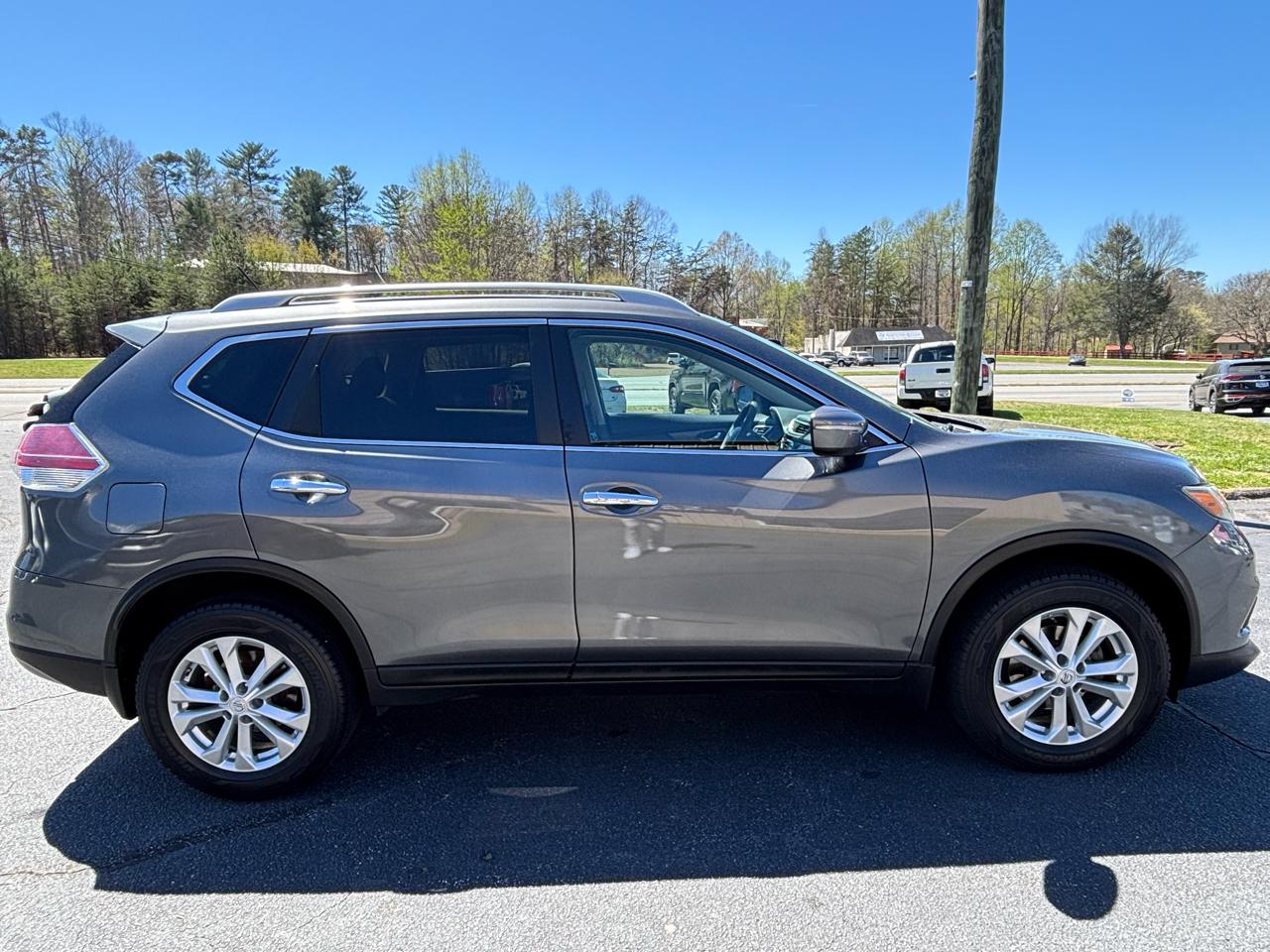 Nissan Rogue SV AWD 2015