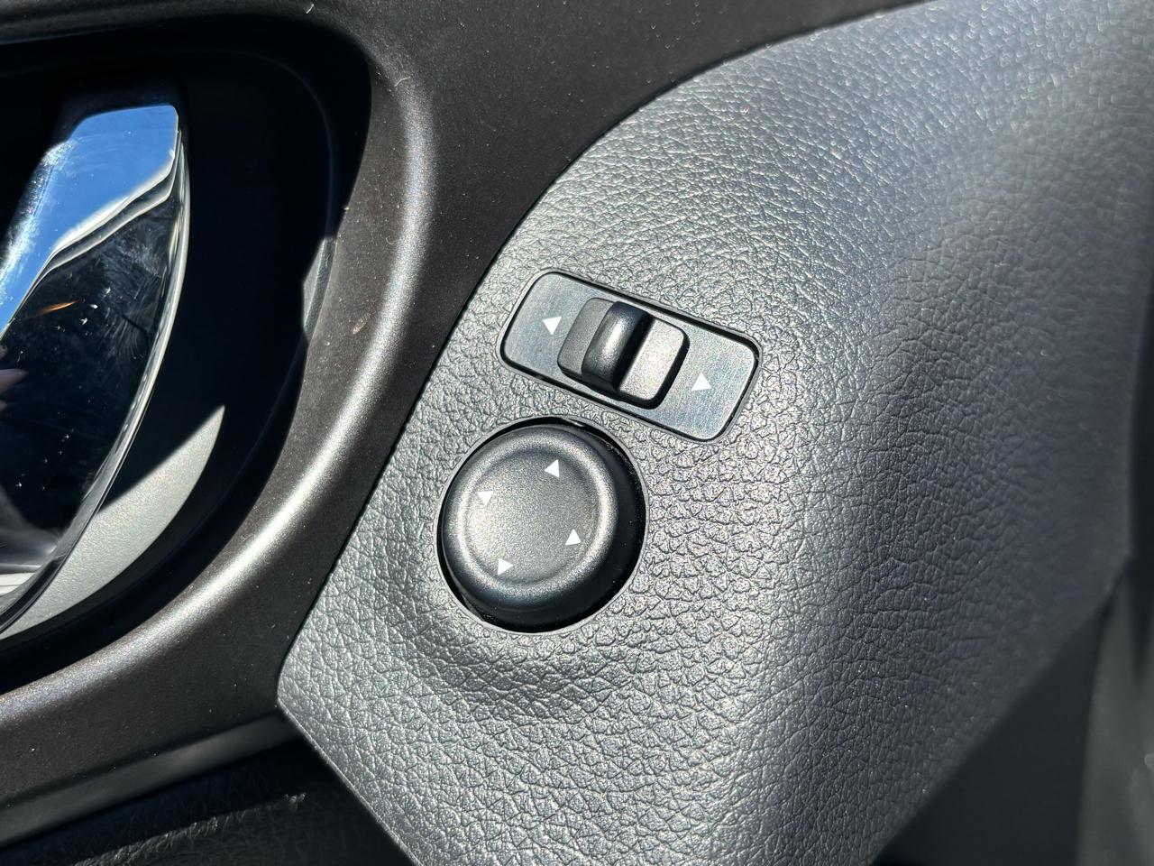 Nissan Rogue SV AWD 2015