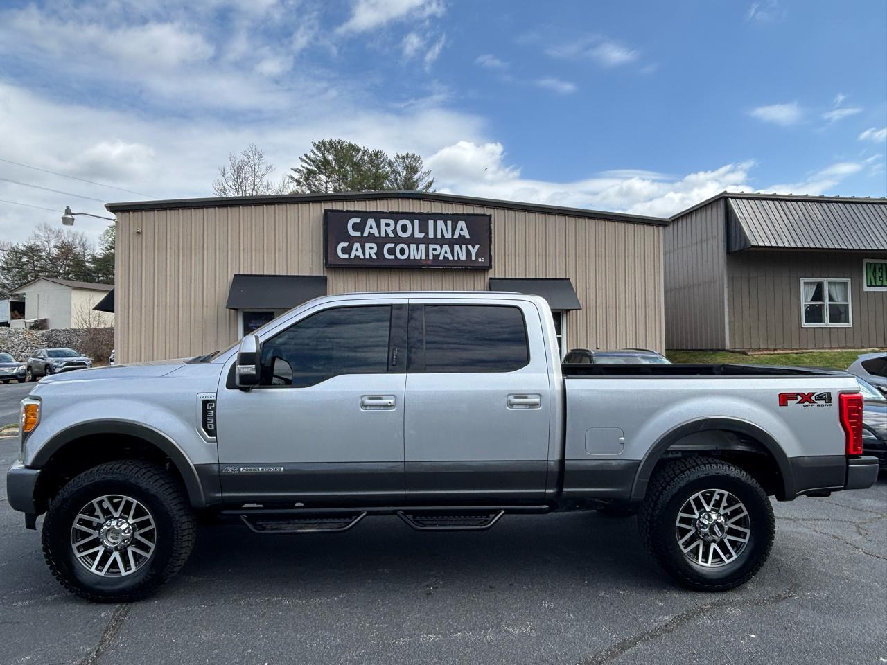 Ford F-350 SD Lariat Crew Cab 4WD 2017