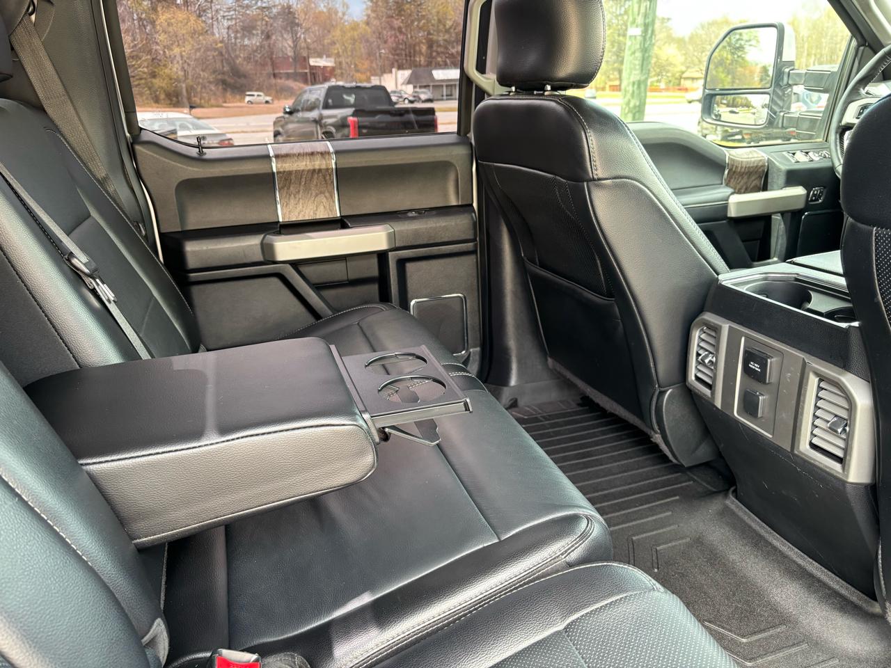 Ford F-350 SD Lariat Crew Cab 4WD 2017